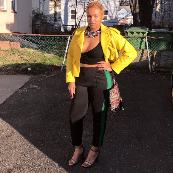 Meet your Posher, Samiyyah - Picture 3 of 5